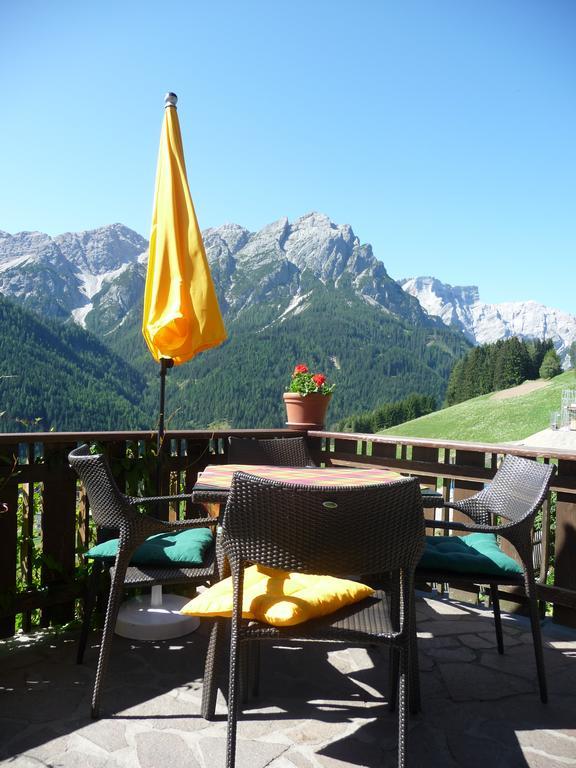 Berggasthaus Agritur Moserhof Braies  Exterior photo